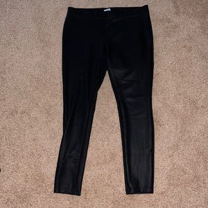 Women’s leather leggings